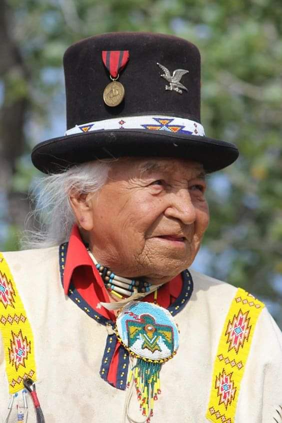 Native American💛 tweet media