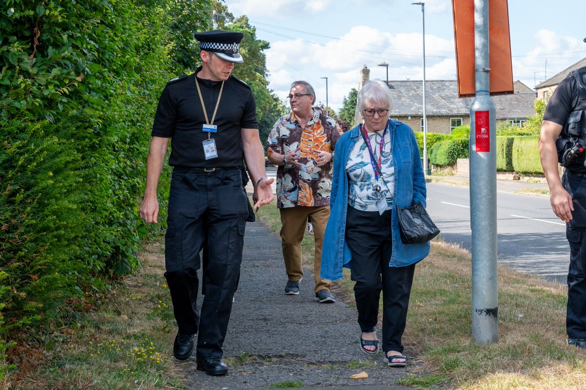 Commissioner Danielle Stone &amp; Deputy Commissioner Marianne Kimani had a productive visit to Oundle, focusing on community safety and local issues. 
Learn more about what we’re doing to support Oundle:
🔗 northantspfcc.org.uk/oundle-visit/