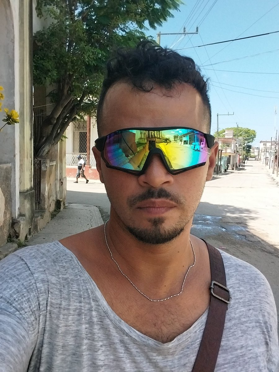 ircasper3's tweet image. Marianao city con tus calores y tus vertederos te miramos 🫣