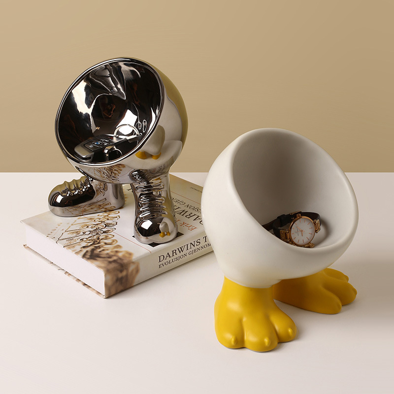 decorheavenco's tweet image. Keep your keys and treats organized with the stylish Bei Hanmei Foot Entrance Key Storage Ornaments Candy Snack Storage Ornaments! Elevate your home décor with this versatile and chic storage solution! #decorheavenco #KeyStorage #SnackStorage #HomeOrganization #StylishLiving