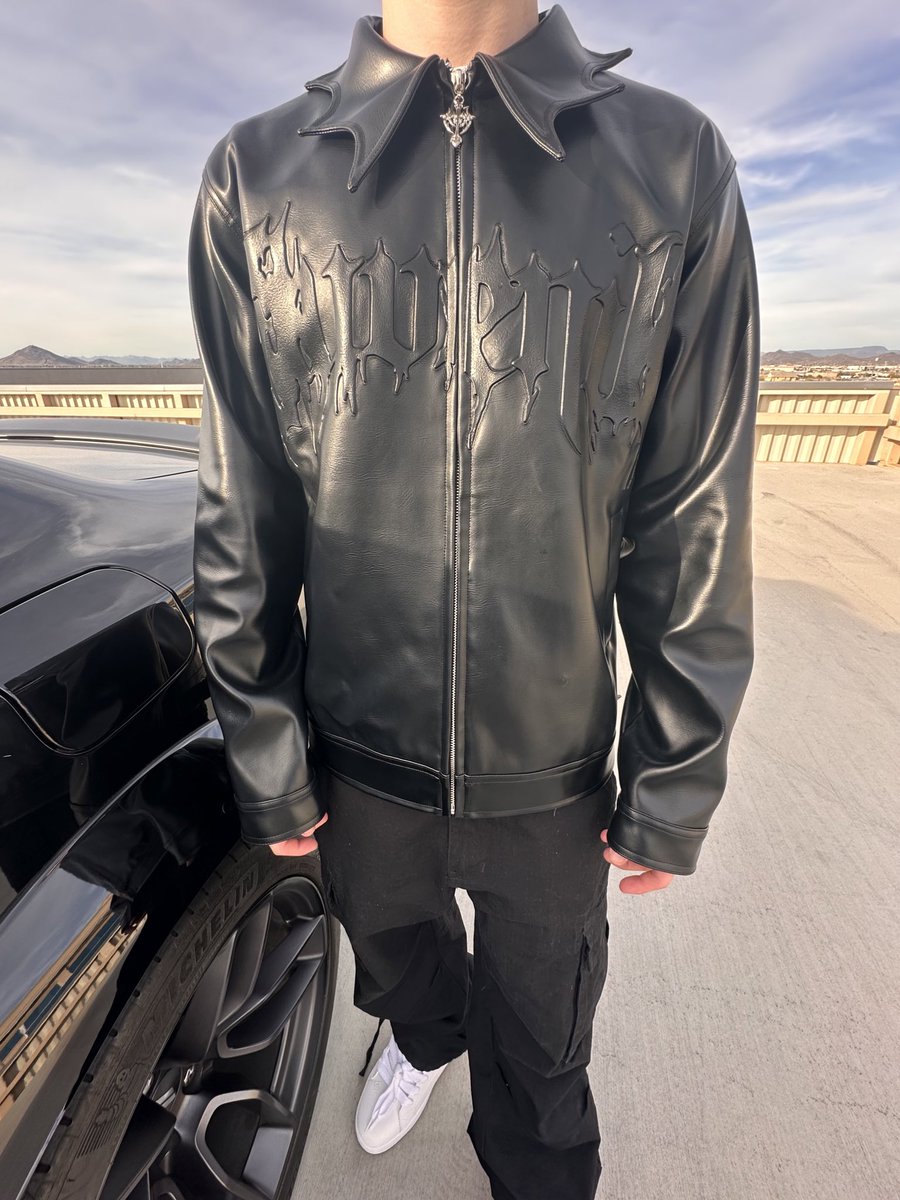 mindofpay's tweet photo. leather wing-collar jacket 🦇 when should i drop this? https://t.co/ZfUob2n751