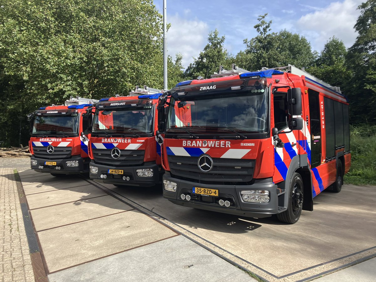 Weer drie nieuwe TS’en gearriveerd in <a href="/vrnhn/">Veiligheidsregio NHN</a>. Deze zijn voor de posten Avenhorn, Zwaag en Akersloot. <a href="/RosenbauerGroup/">Rosenbauer Group</a> <a href="/KenbriNL/">Kenbri Fire Fighting</a>