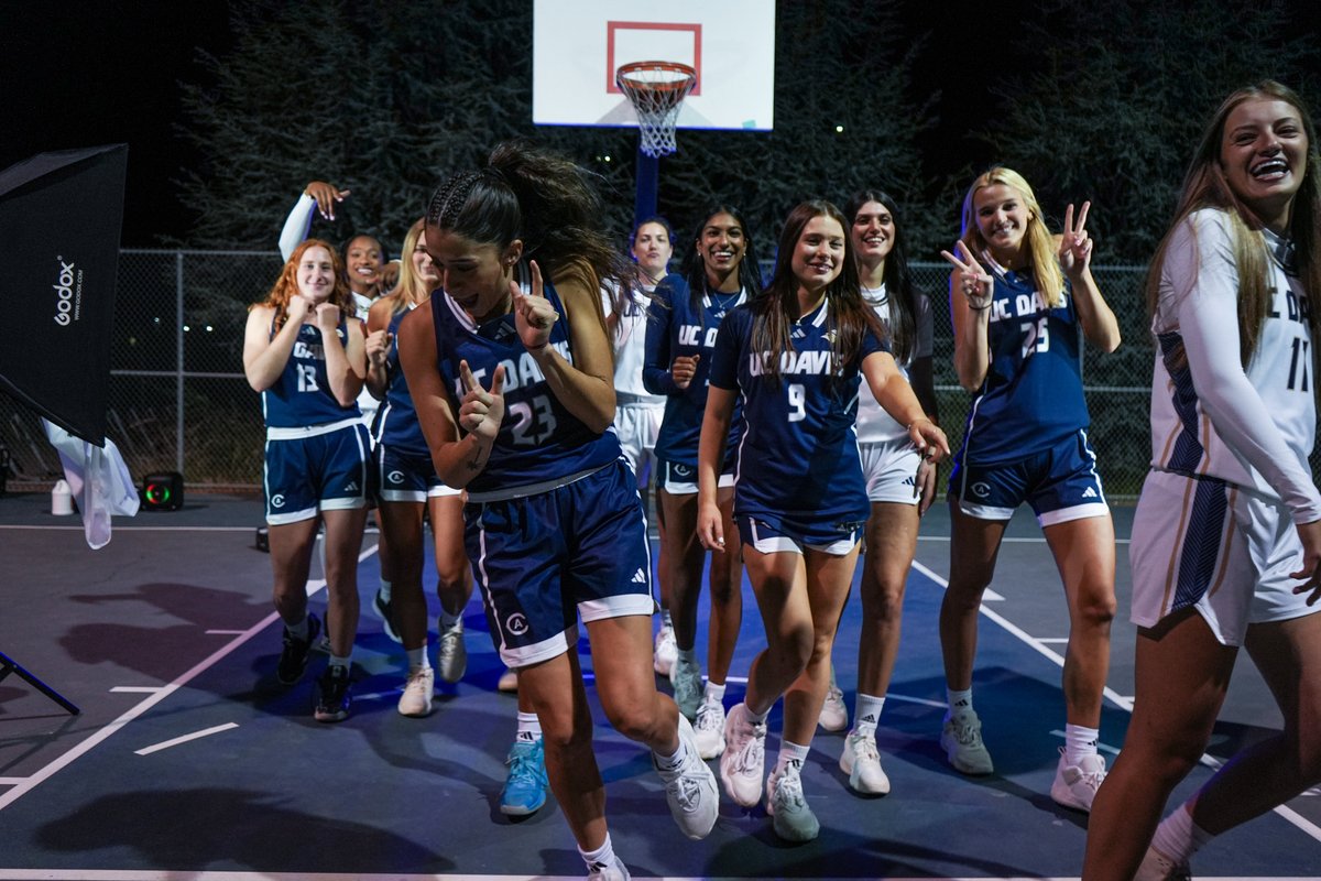Media Day: ✔️

#GoAgs | <a href="/ucdavisaggies/">UC Davis Athletics</a>