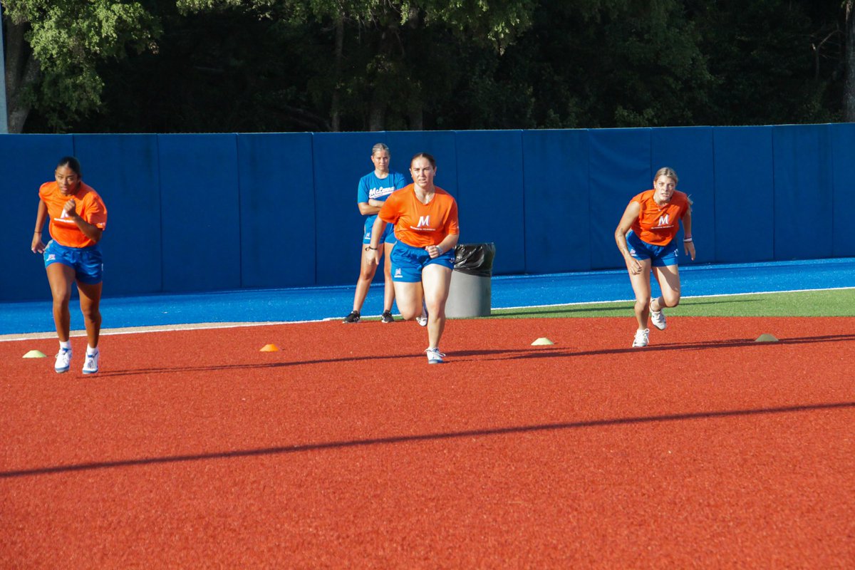McLennan_SB's tweet photo. Day 3: 300 yard shuttles ✅ https://t.co/HsxBnlAGI3