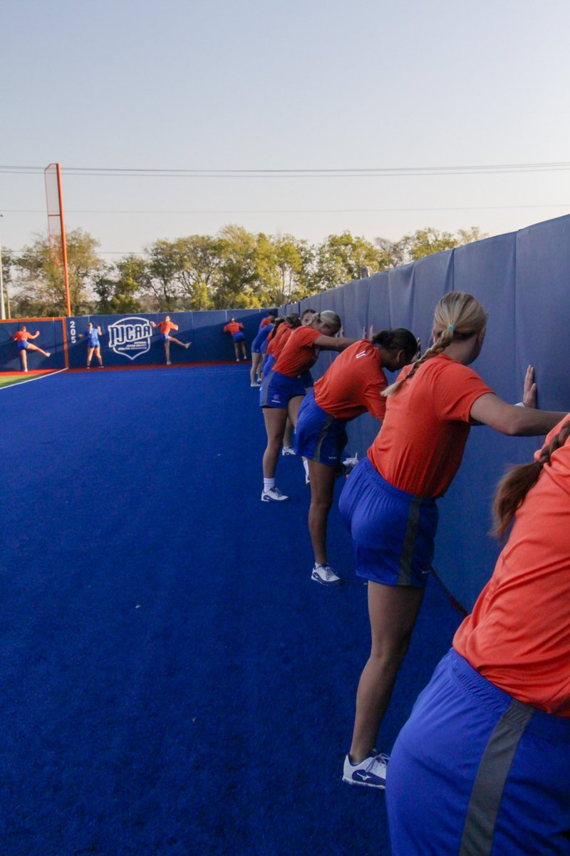 McLennan_SB's tweet photo. Day 3: 300 yard shuttles ✅ https://t.co/HsxBnlAGI3