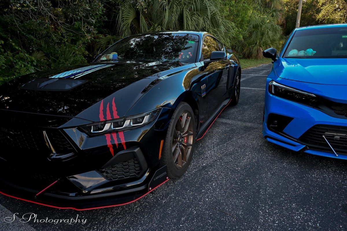 ithecommie's tweet image. My car children 🥵🔥 yes they are both mine!