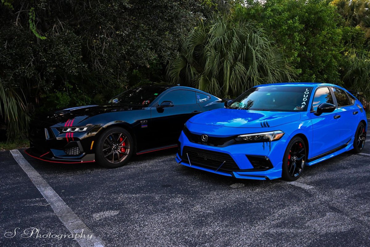 ithecommie's tweet image. My car children 🥵🔥 yes they are both mine!