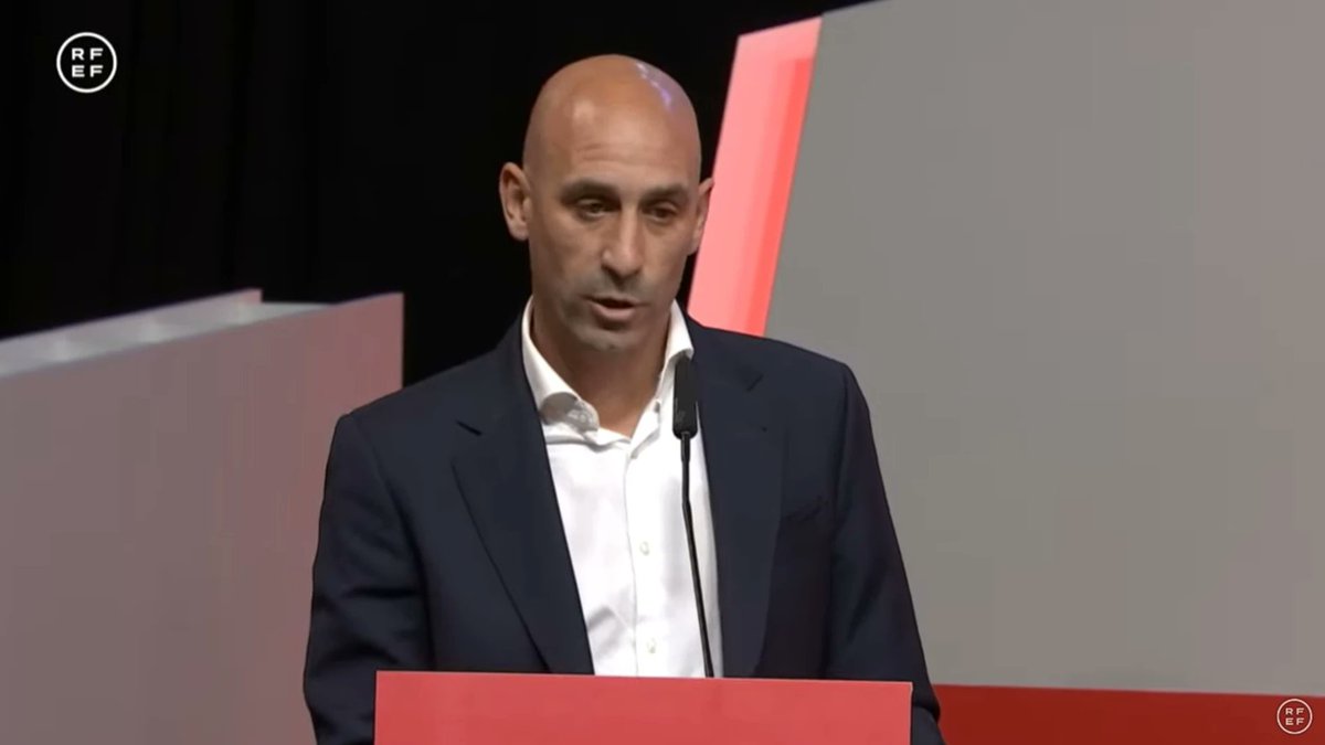🎙️A la secció de discursos històrics amb en <a href="/marcaldraper/">Marçal Draper</a> recordarem el delirant discurs de Luis Rubiales

📷rac1.cat/directe