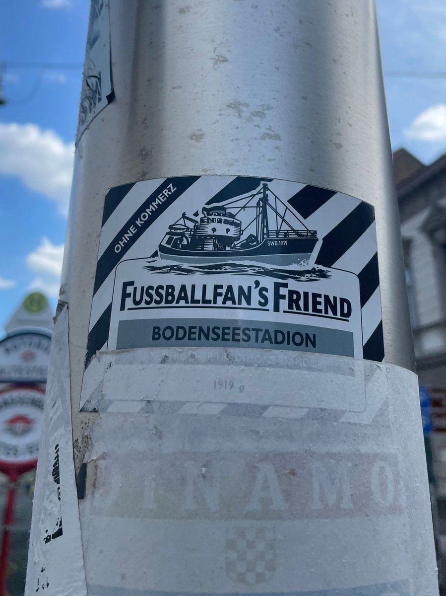 _sticker_club's tweet image. Location: Vienna, Floridsdorf - FAC Platz / AT
#ImmerWeiterSWB #swbregenz #swb1919 #pickerlwickerl 
Thx to @iamfunnyandtall