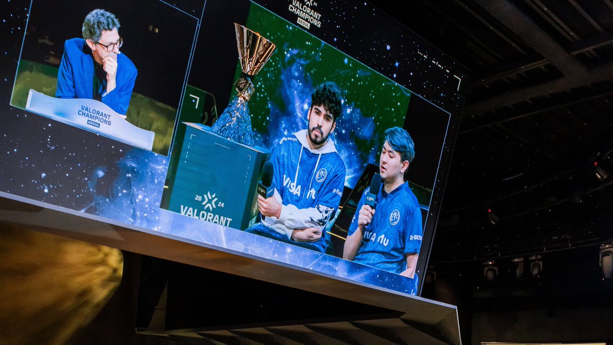 aspas with c0m at valorant champions seoul media day ! 🏹🌪️

 Photos by Colin Young 📸