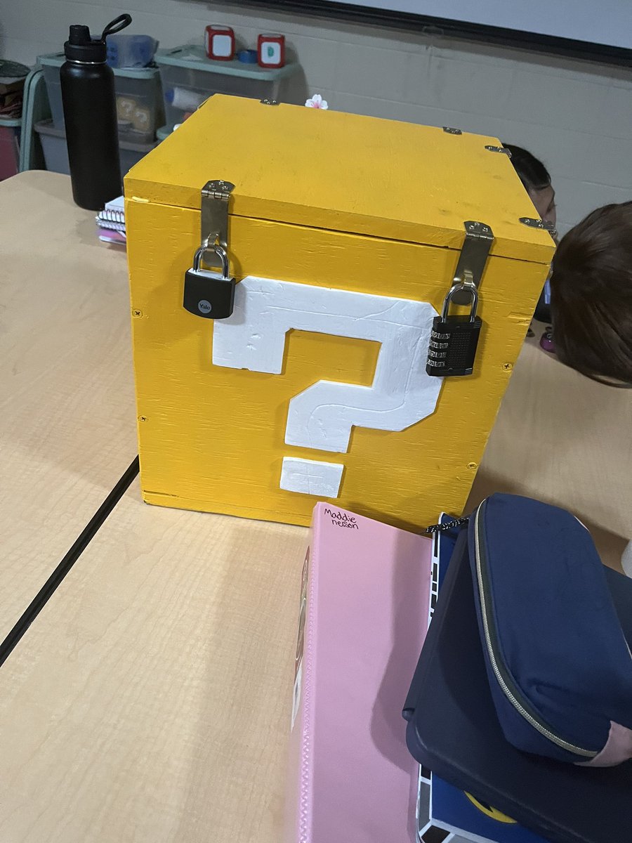 Erie Middle School tweet media