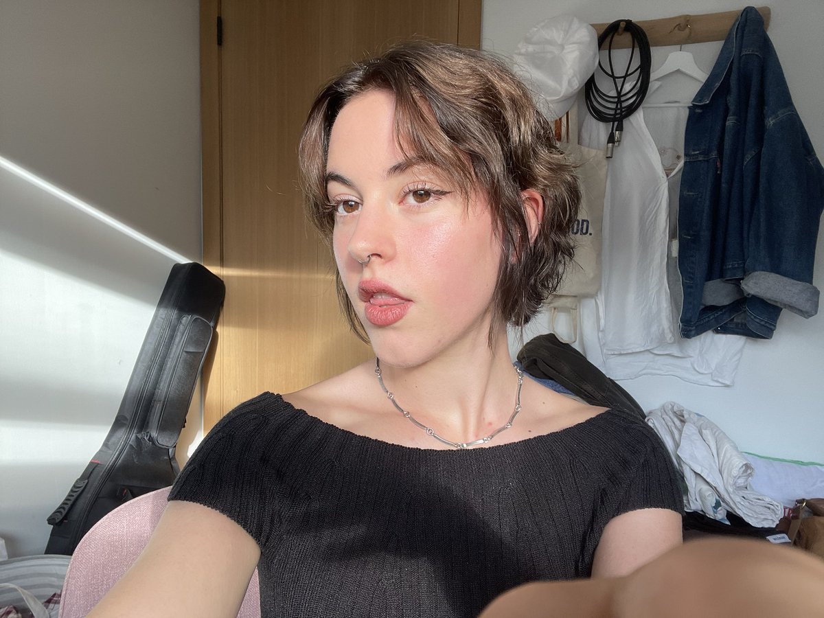 elisemrtnss's tweet photo. 💇🏻‍♀️ https://t.co/TupilUZSBv