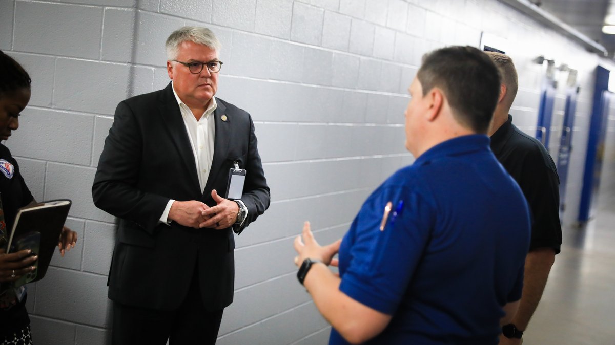 Today, HCSO hosted a tour of the <a href="/HCSOJail/">HCSOJail</a> for the <a href="/texasveterans/">Texas Veterans Commission</a>. The Texas Veterans Commission visited our Brothers in Arms Program, which is designed to assist all veterans housed in the jail with the resources, guidance, and support they need during their time with us.