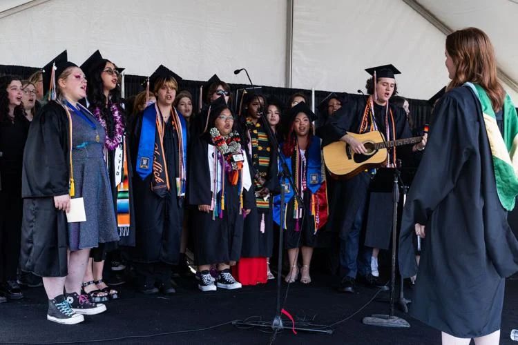 Almost ready to open the doors and welcome our next group of future grads! That's you, #BHSClassof2025!!!🧡🎓🖤 #THEBeavertonHighSchool #ExperienceBHS
-----
📸: Beaverton Valley Times