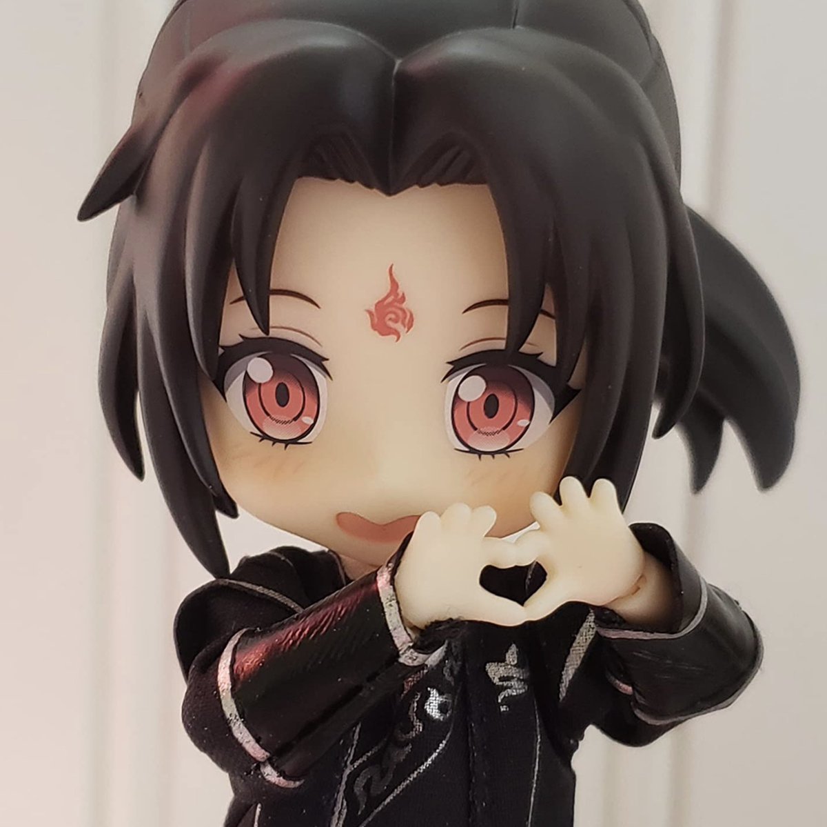 Esplics's tweet photo. ¿Es Luo Binghe un Yandere? In this essay I will… (sí) https://t.co/Znh8rzN4PQ