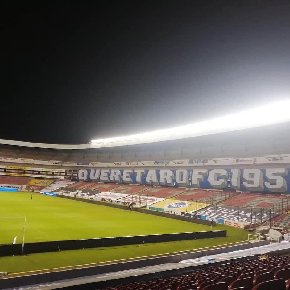 ¿Quién quiere boletos para ver a Gallos y Cruz Azul ? 🐔
 
Denle RT para que el tío <a href="/calientesports/">Caliente Sports</a> se rife y regale entradas 👀
 
#MásAcciónMásDiversión 🔥