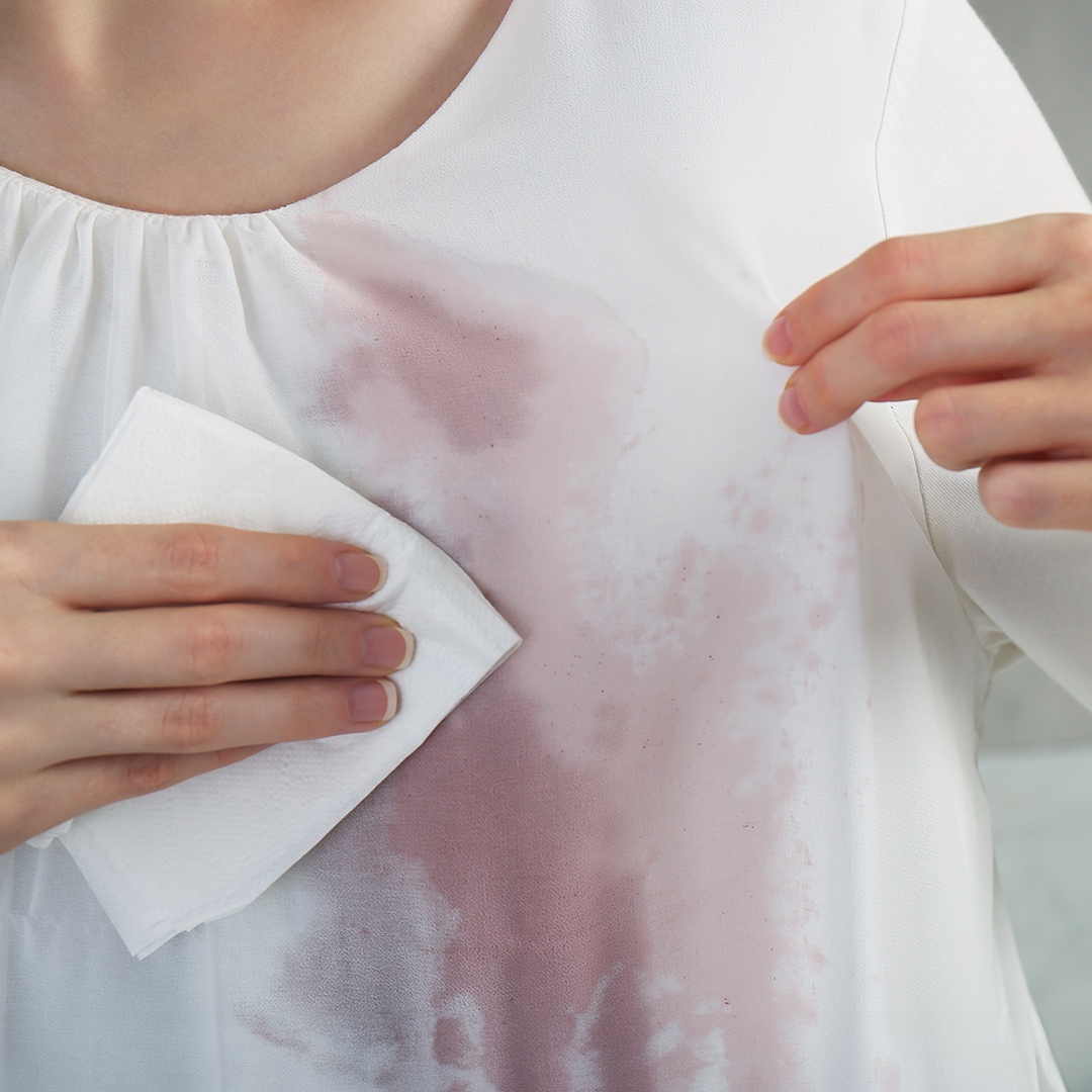 Every stain has a story—we give them a happy ending. 📖✨ #drycleaner #drycleaners #drycleaning #laundryservice #drycleaningservice #washandfold