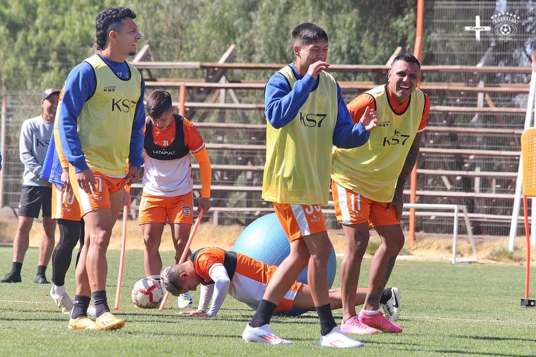 Cobreloa tweet media