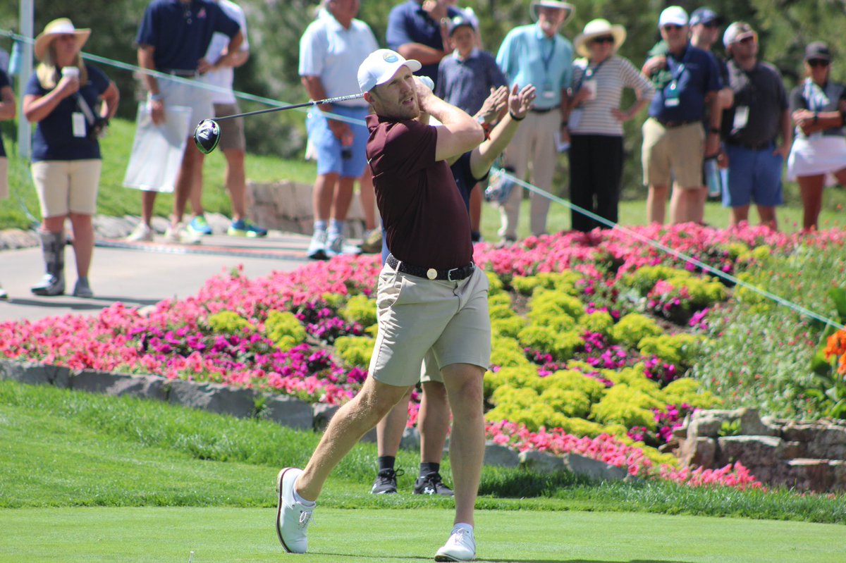 Colorado AvidGolfer (@coloavidgolfer) on Twitter photo Is Gabe Landeskog’s golf swing as good as his slap shot? The crowd seems to think so.
<a href="/GabeLandeskog92/">Gabriel Landeskog</a> #BMWChampionship Is Gabe Landeskog’s golf swing as good as his slap shot? The crowd seems to think so.
<a href="/GabeLandeskog92/">Gabriel Landeskog</a> #BMWChampionship