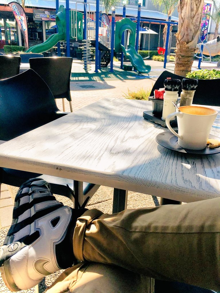 ThuloAggrey's tweet image. I wanna renovate to Capetown🥺