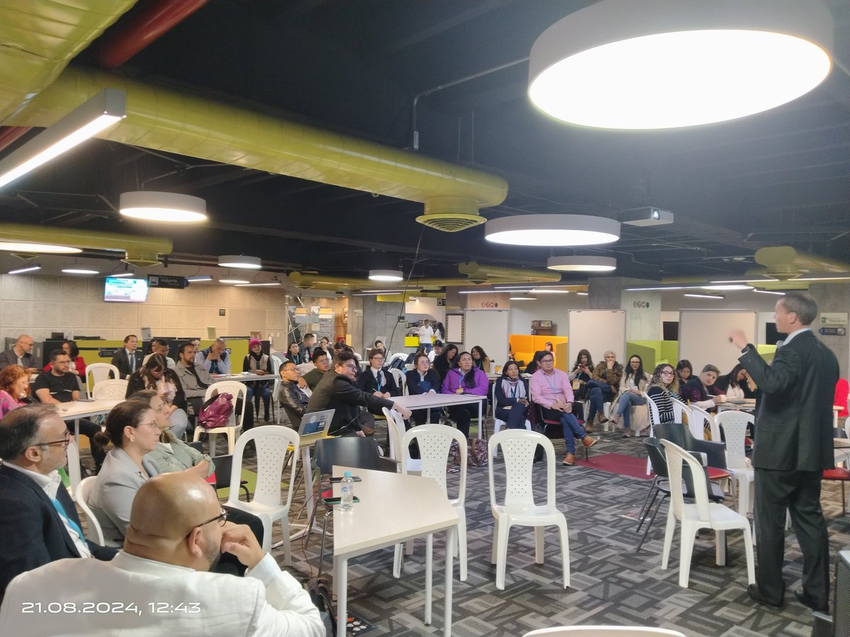 ConsorcioColombia (@consorciocolom1) on Twitter photo En este momento nos encontramos hablando sobre #Cienciabierta #Openscience y experiencias del usuario #UX. Discutiendo sobre el rol de la formación y generación de infraestructura para facilitar que los usuarios hallen la información #CIBIC2024.
Con la orientación de <a href="/schallierw/">Wouter Schallier</a> En este momento nos encontramos hablando sobre #Cienciabierta #Openscience y experiencias del usuario #UX. Discutiendo sobre el rol de la formación y generación de infraestructura para facilitar que los usuarios hallen la información #CIBIC2024.
Con la orientación de <a href="/schallierw/">Wouter Schallier</a>