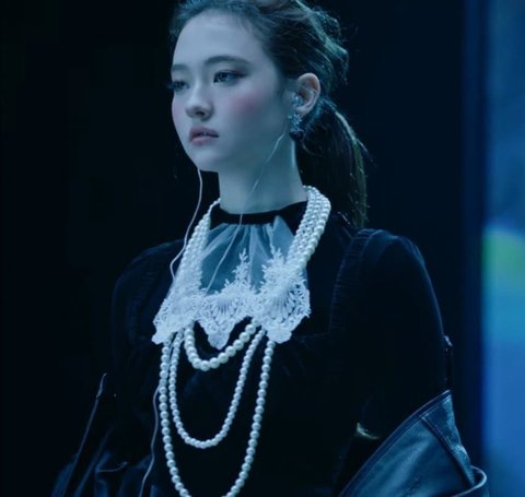 pannchoa's tweet photo. Will Ella Gross be Chanel's next model? ft. Knets predict MEOVV's success
https://t.co/Fs78NKh72p https://t.co/A2AUobVSpp