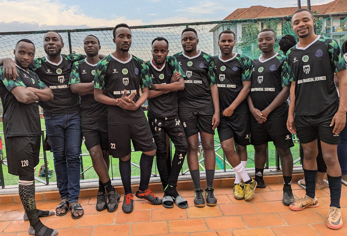 FcBenghazi's tweet photo. Honest Opinion, What do you know about 🖤🐝🐝🐝 proudly sponsored by #MushaFinancialServices https://t.co/TKdROBpXgU