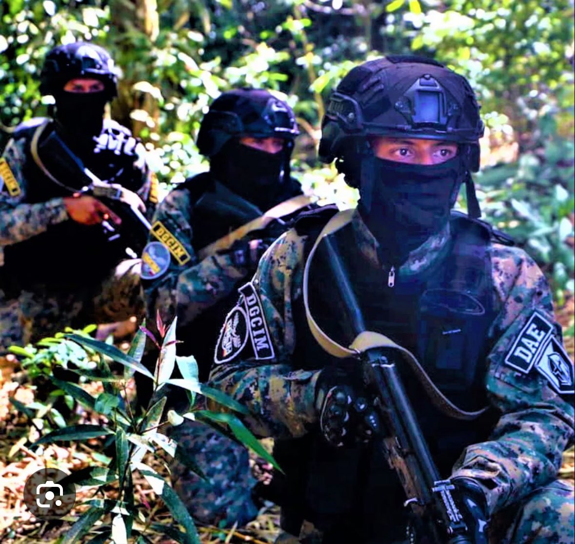 Simonovis's tweet image. Hace 2 días Alexander Granko  ordenó el despliegue de un equipo del DGCIM en territorio Colombiano, vas tras efectivos militares Venezolanos.