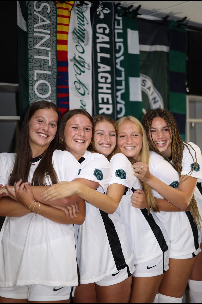 MackenzieGudic's tweet photo. One last time!
@SLSGSoccerClub @SLSGECNLRLGirls https://t.co/lx0QWM3GF2