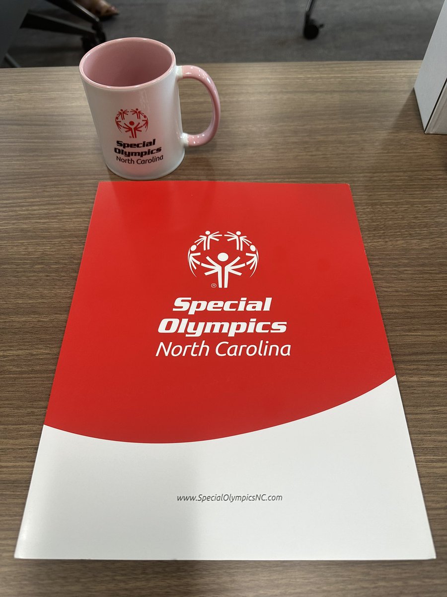 Doesn’t matter what role I’m in, I always find my way back to <a href="/SONorthCarolina/">Special Olympics North Carolina</a> and <a href="/Allie_B_Good/">Allison</a> 😀