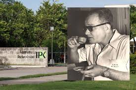 citmacuba's tweet photo. 21/08/1900: Nace en Haití el microbiólogo y padre de la Parasitología cubana Pedro Kourí Esmeja. Gracias a sus esfuerzos y al resto de los profesores de la antigua cátedra de Parasitología y Enfermedades Tropicales, surge en 1937 el @IPKCuba. https://t.co/7oRceyeXXk