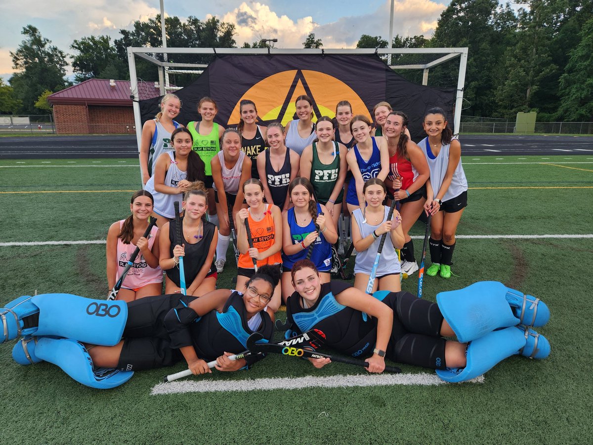 PFHSFIELDHOCKEY's tweet photo. Home scrimmage tonight at 5:30pm vs Heritage. Come and see your new Field Hockey Panthers!! https://t.co/gDbPKGHkxY