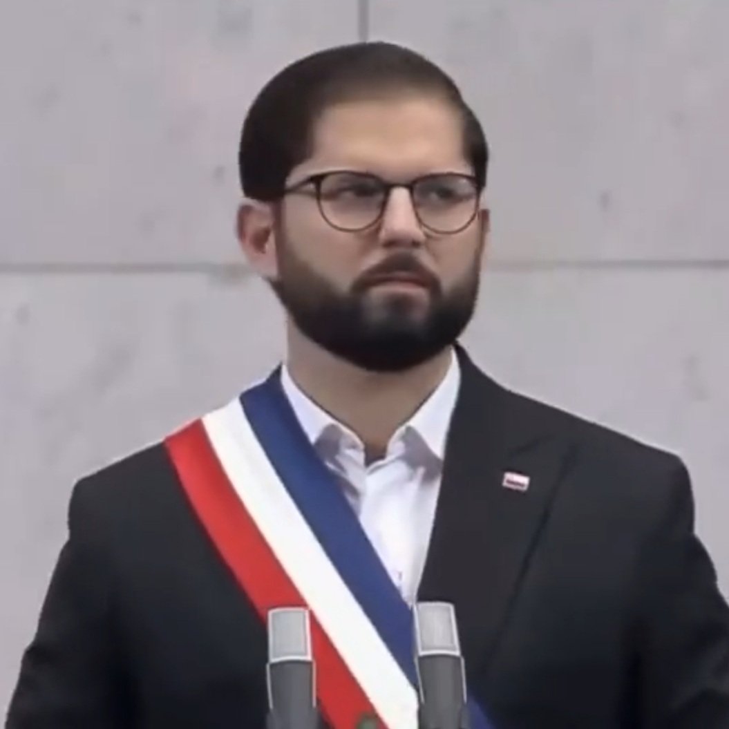 Alex82317575's tweet photo. Marxista patético,  Psicópata Demente. No tengo ningún Respeto por  Este CDSM...
@GabrielBoric  @camila_vallejo https://t.co/84F2FUWsP4