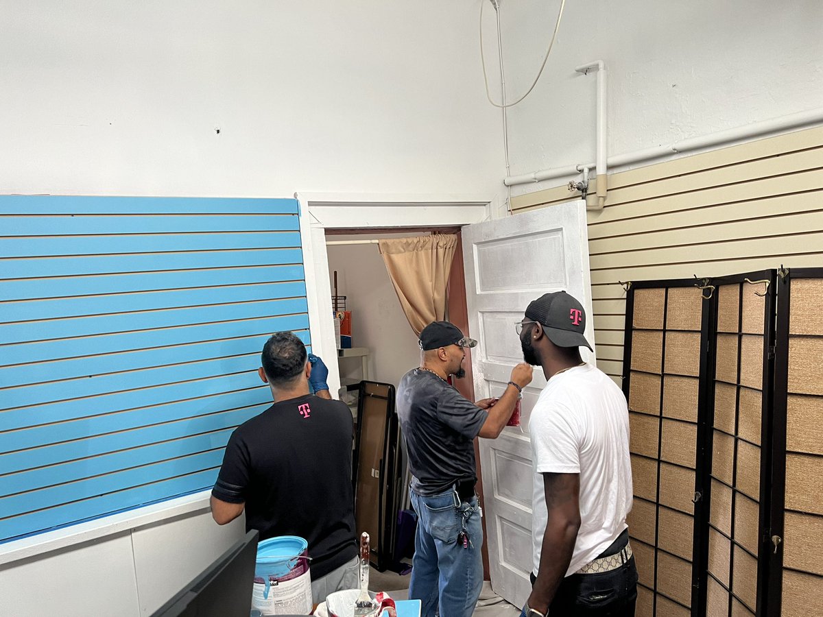 HernandoRicoJr's tweet image. Amazing opportunity yesterday partnering w/ @rv_habitat at their upcoming ReStore in Clinton, NJ.
Proud of my team’s efforts supporting the habitat and by also extending our footprint into Small Town America!

#CentralNJ #tmobile #smra #volunt #grant
@joegiannone1018 @ChappyCLT