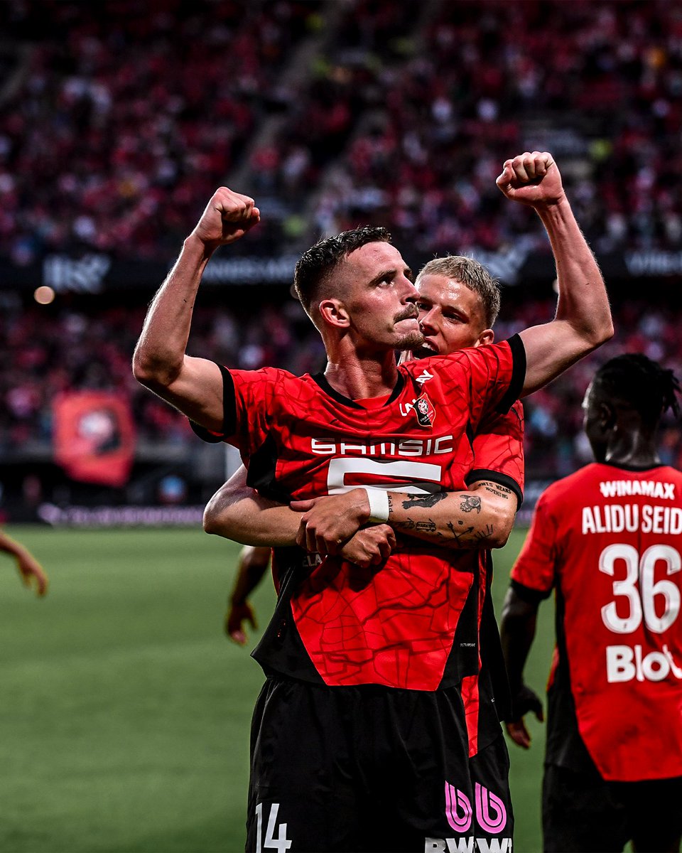 MeteoFootMaps's tweet image. ✍️ Dans votre cœur, quel est le joueur le plus cher de votre club ?

#Ligue1 #Ligue2 #National