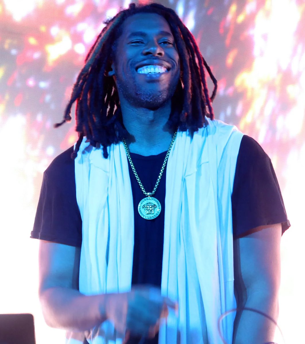 Modern Notoriety tweet media