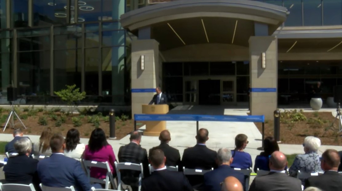 LIVE: The dedication of Mayo Clinic Health System's new hospital. Watch here: bit.ly/4g54Nvs?utm_me…