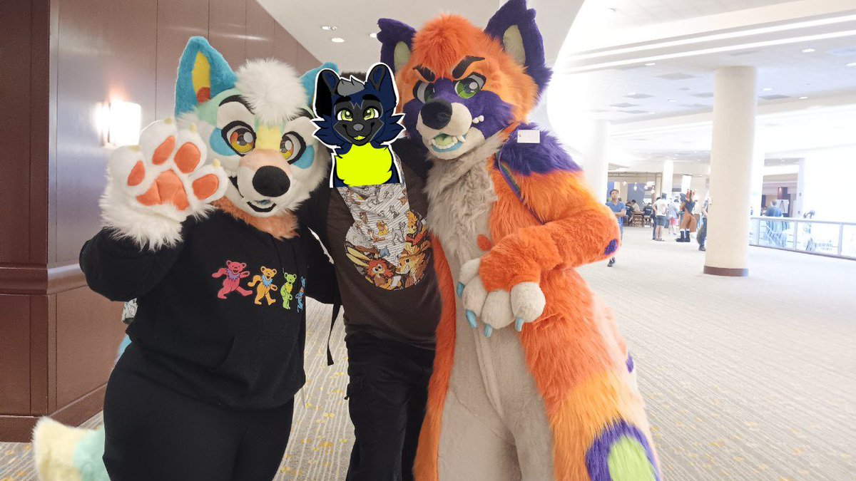 Super late but I had such a blast at #TFS2024 Got to see so many old and make new friends! 
I love all of u🥰🥰

Also frisbee😃😃😃🤪