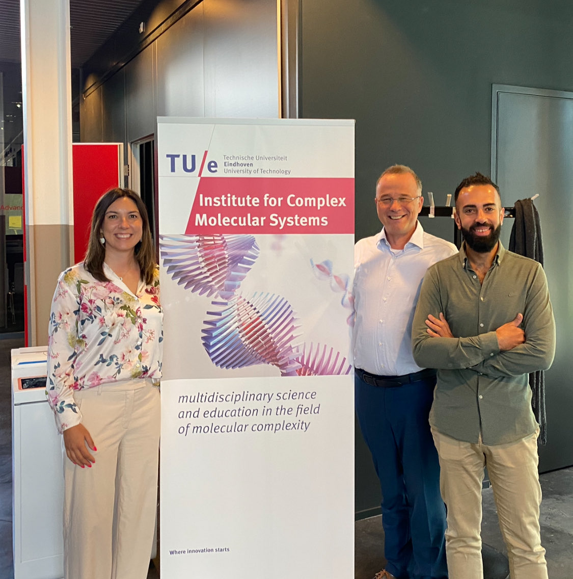 Pumera Research Group (@pumeragroup) on Twitter photo Fantastic visit of <a href="/TUeindhoven/">TU Eindhoven</a> at Institute for Complex Molecular Systems in progress with <a href="/tania_patino_/">Tania Patiño</a> 🤖🚀& <a href="/AbdelmohsenLab/">Loai Abdelmohsen</a> 🧪⚗️ Fantastic visit of <a href="/TUeindhoven/">TU Eindhoven</a> at Institute for Complex Molecular Systems in progress with <a href="/tania_patino_/">Tania Patiño</a> 🤖🚀& <a href="/AbdelmohsenLab/">Loai Abdelmohsen</a> 🧪⚗️