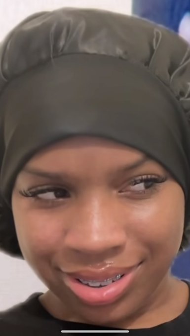 Laydee Diah’s pics and videos