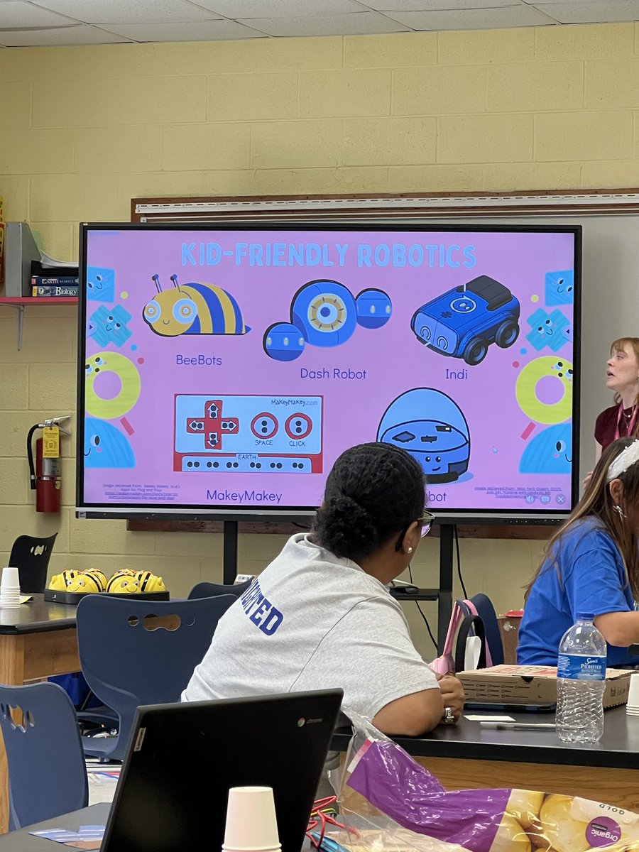 TheSTEMnerdette's tweet image. Had a fun filled day of STEM at the WCS teaching and learning conference! Presented on the science and engineering practices in application . Then learned from some amazing STEM leaders during their sessions - Can’t wait to see these ideas in classrooms! #STEMatWCS #STEMera