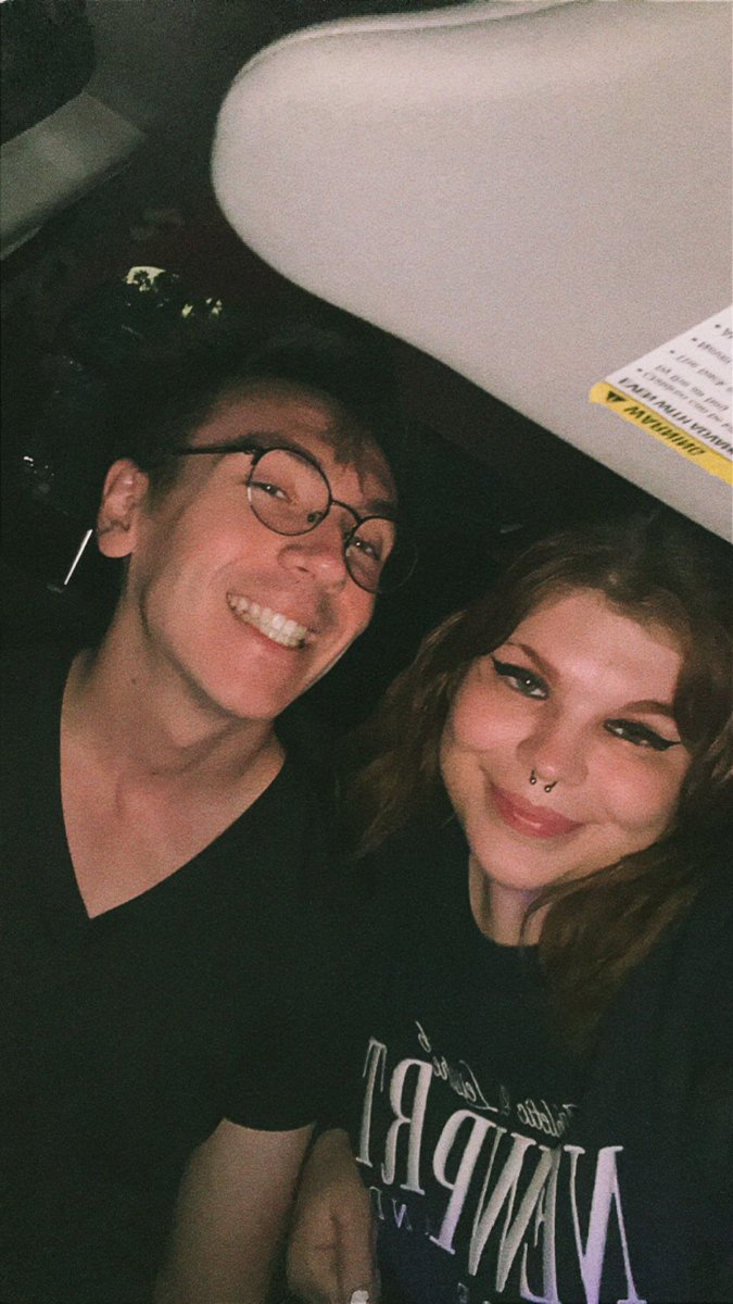 Bekah 🦈 tweet media