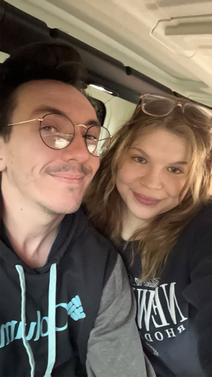 Bekah 🦈 tweet media