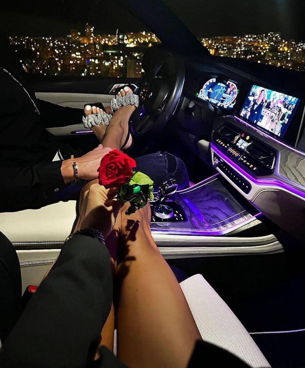 ZiplockDomo's tweet image. Date nights &amp;gt;