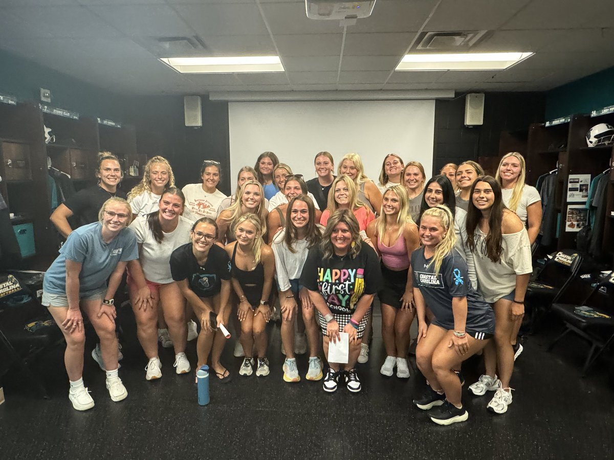 Team Meeting for the 2024-2025 school year is in the books! It was a great first day of classes 📚🤓