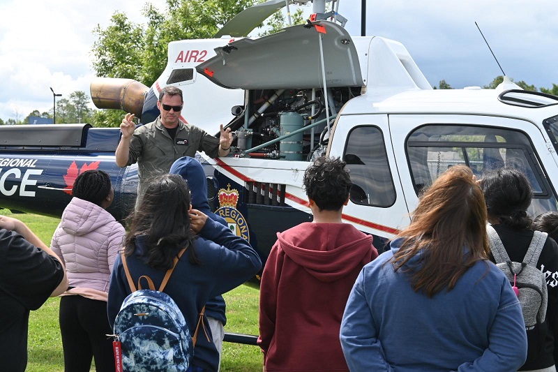 Pathways to Flight's midweek adventures in the sky! Thx to <a href="/OPP_CR/">OPP Central Region</a> and @yrp for today's unforgettable experiences with helicopters! We learned about this type of aviation, teamwork &amp; the vital role these choppers play in keeping our communities safe. @copsandkidsca <a href="/danos1978prp/">Inspector Peter Danos, Peel Police</a>