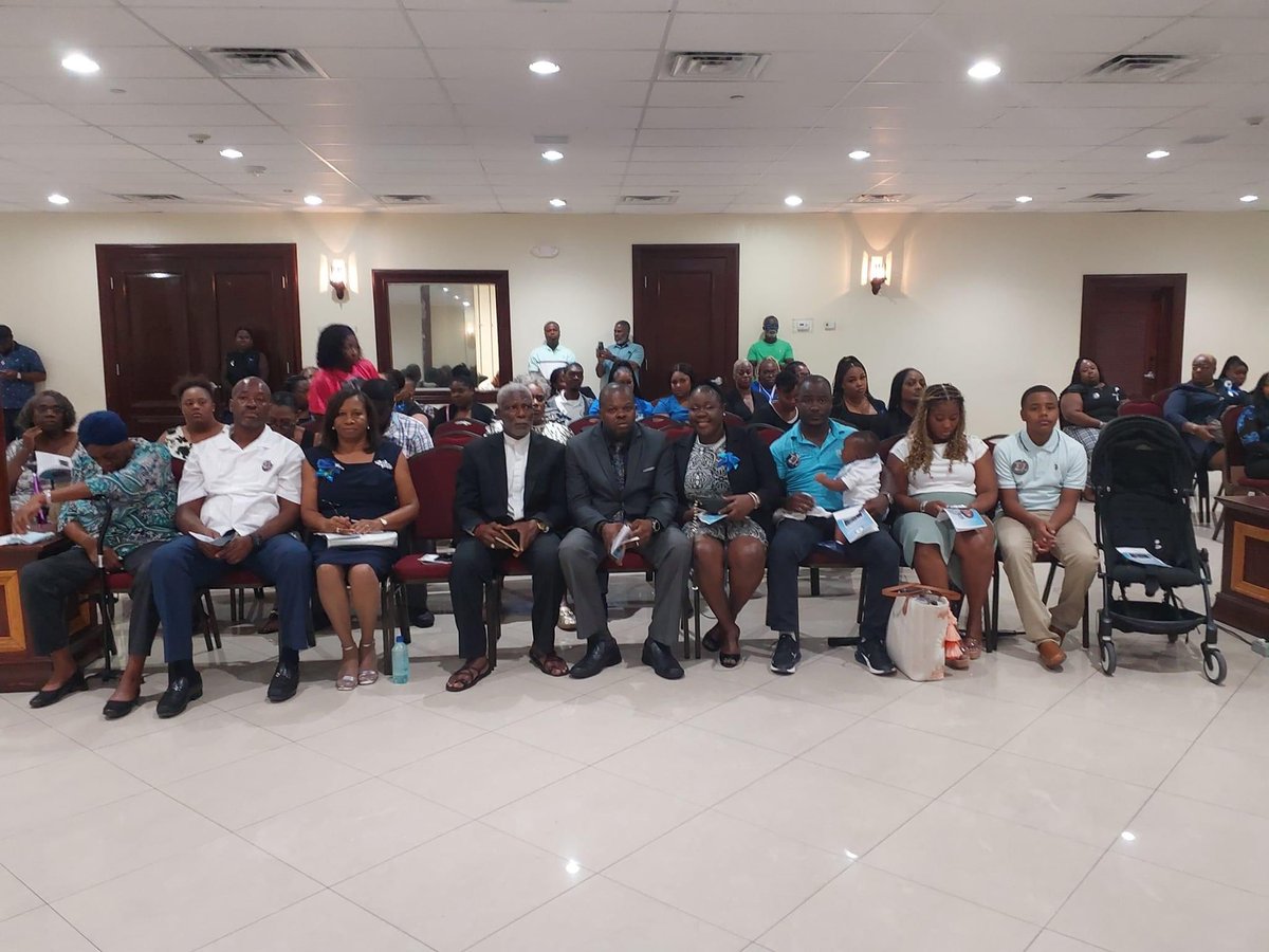 BahamasLabour's tweet photo. Today, the Department of Labour hosted a memorial service to celebrate the life and legacy of our dearly departed Assistant Director of Labour, Mrs. Teresa Johnson. 

May she rest in peace. 

#DOLBahamas #Memorial #TeresaJohnson https://t.co/f5BuBX6MgQ