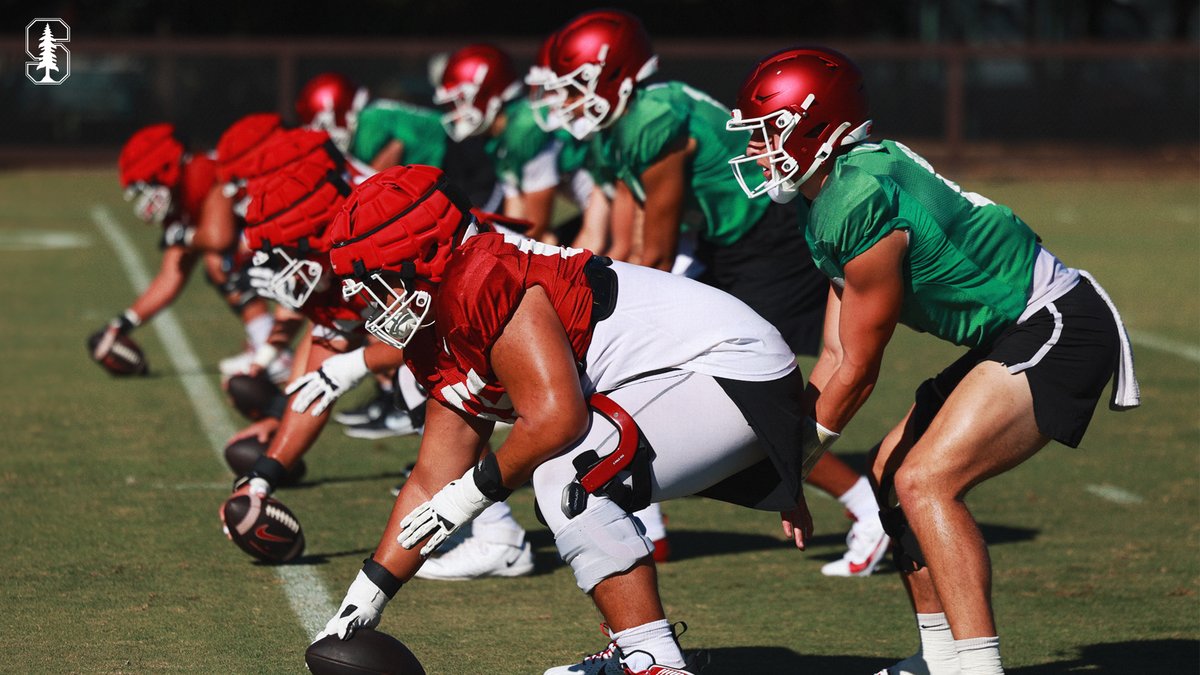 StanfordFball's tweet photo. Almost ready to line it up... 🏈

🎟️ ➡️ https://t.co/UHWh6uzGIS

#GoStanford https://t.co/Yxgov0BwyH