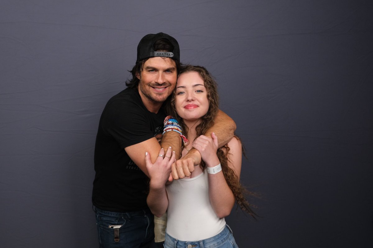 libbysansomxx's tweet photo. Guys I miss @iansomerhalder #iansomerhalder #fortheloveoffantasy #damonsalvatore https://t.co/FRUZeXU5cT