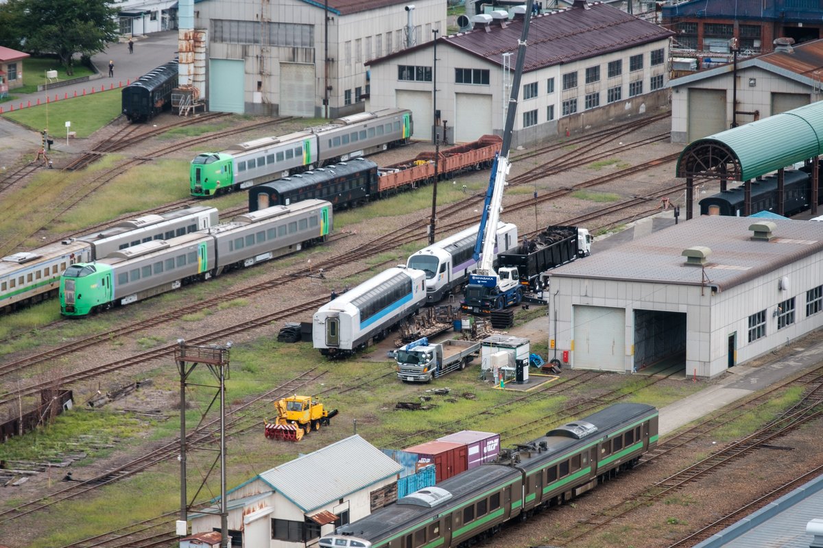 TodayNaebo's tweet photo. Today's Naebo Factory 
2024.08.22 around 09:27
GoodBye. North Rainbow Express.
#NaeboFactory #JRHokkaido #KiHa183 #NorthRainbowExpress #TodaysNaeboFactory #Railway #ScrapCar https://t.co/jGcM8XpdbA